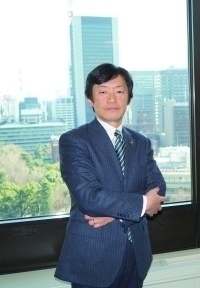 在アゼルバイジャン大-トップ…-RIGHT-KANCHO PICTURE （在外公館長情報写真）